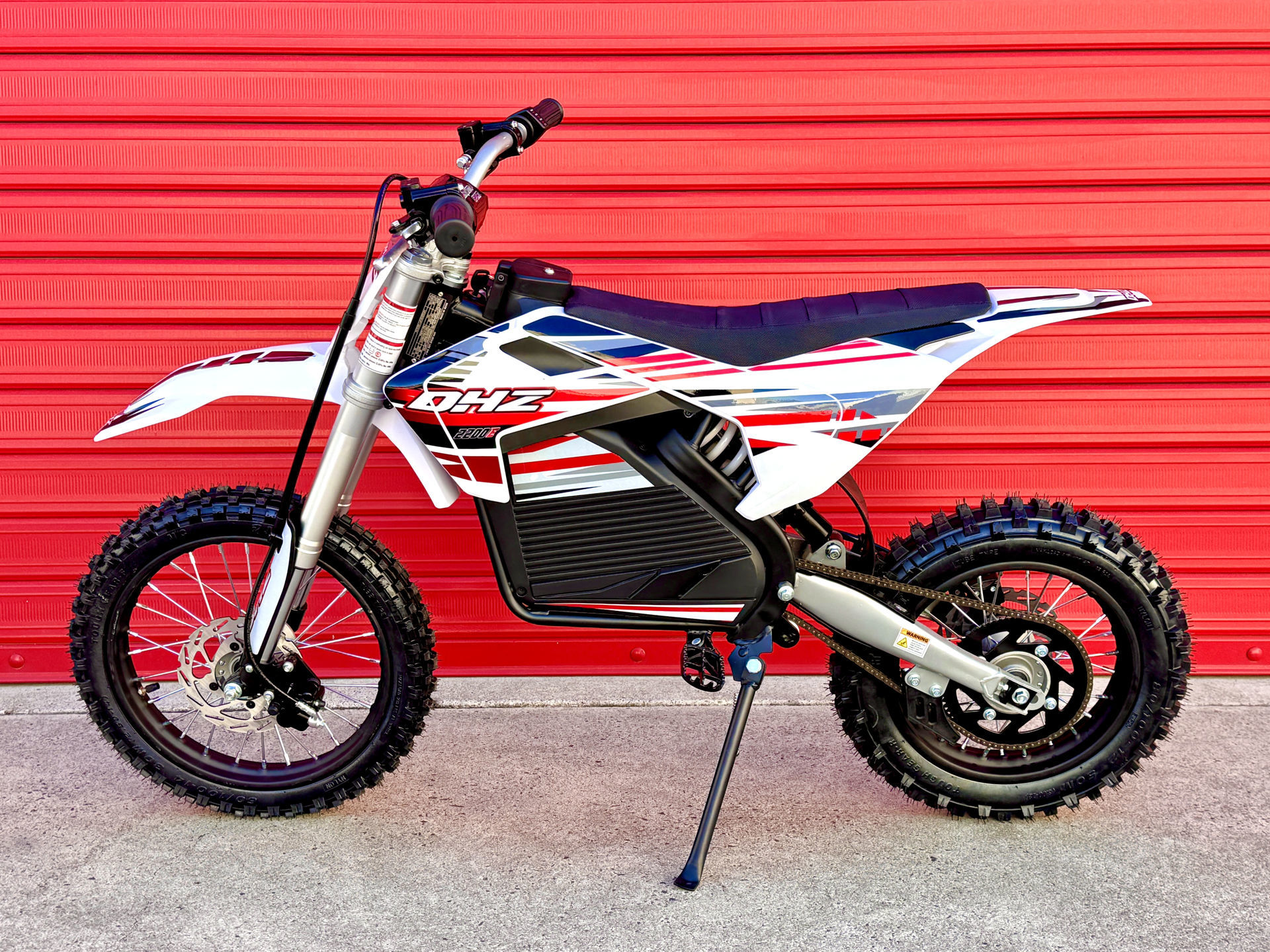 . DHZ 2200E 2200W Electric Dirt Bike - WHITE - *RIDE*AWAY* - IN STORE ...
