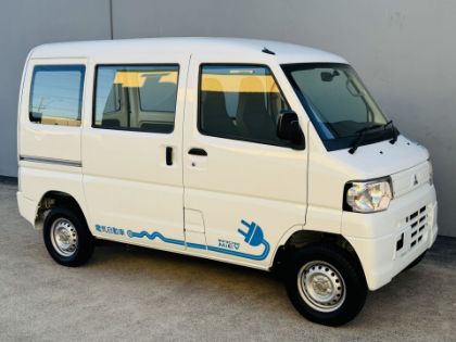 Picture of MITSUBISHI MINICAB MIEV 2022 ELECTRIC VAN - NEAR NEW - ONLY  2,850 klm - 4 SEATER